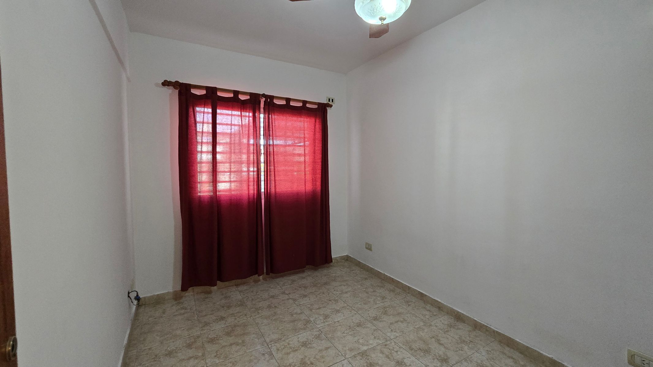 Planta Baja Frente, 3 Ambientes Con Cochera, Excelente Ubicación — foto 10