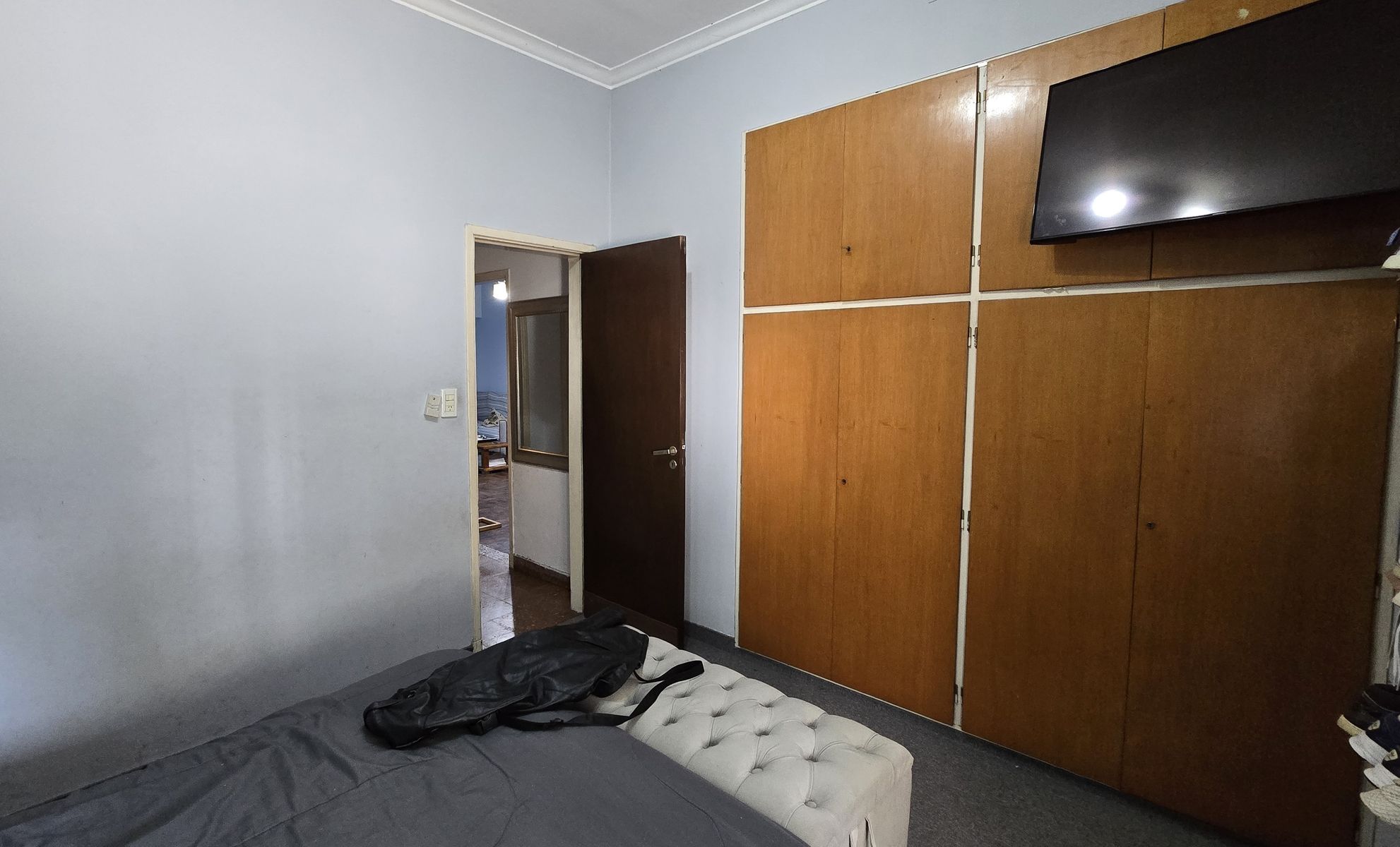 Importante ubicacion, casa 3 ambientes, excelente jardin, hermoso espacio verde, cochera — foto 10
