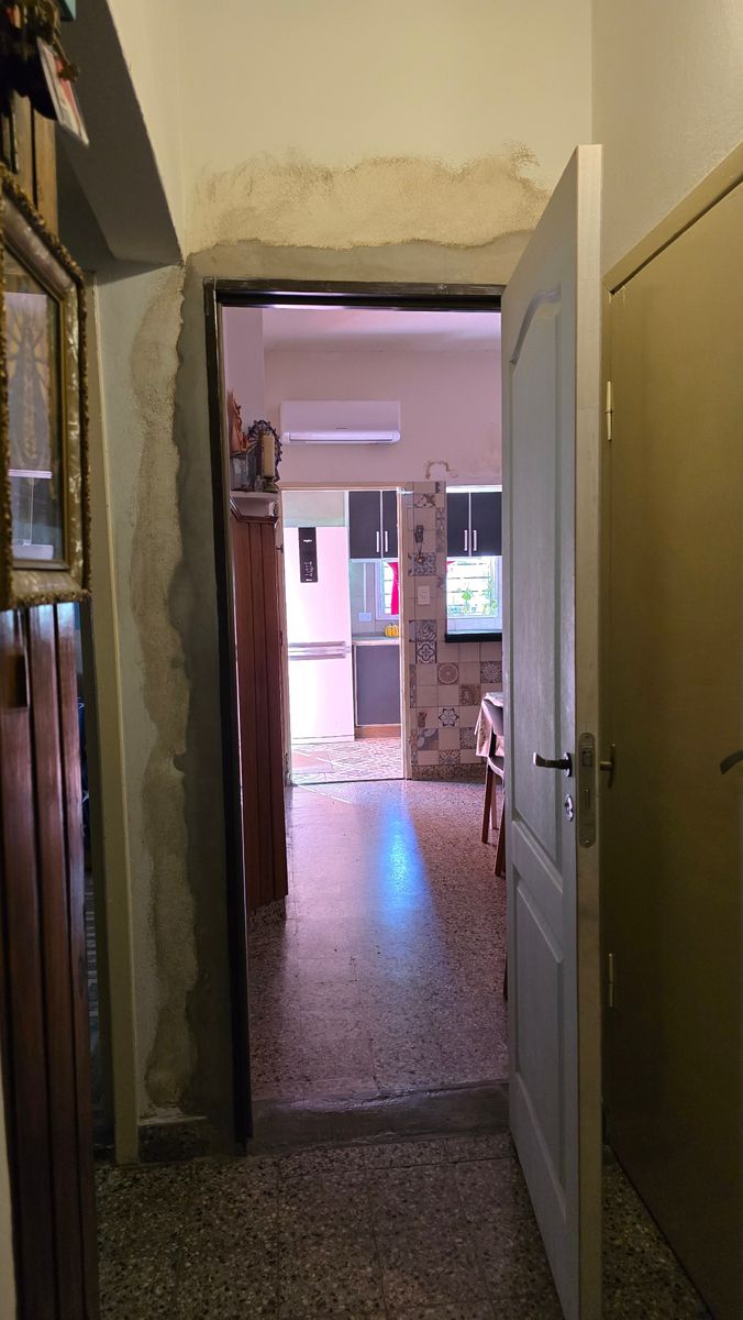 Casa Con 5 Ambientes En Dos Plantas, Cocina Comedor, 4 Dormitorios,Pileta, Quincho Con Parrilla — foto 4