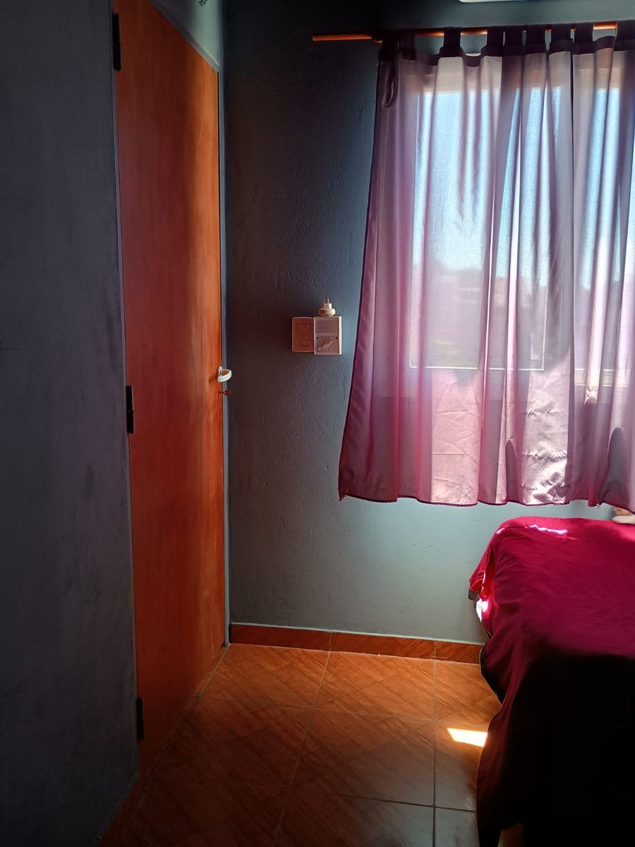Multifamiliar , Casa 3 Ambientes, Hermoso Departamento 4 Ambientes,Cochera, Muy Buena Ubicación — foto 12