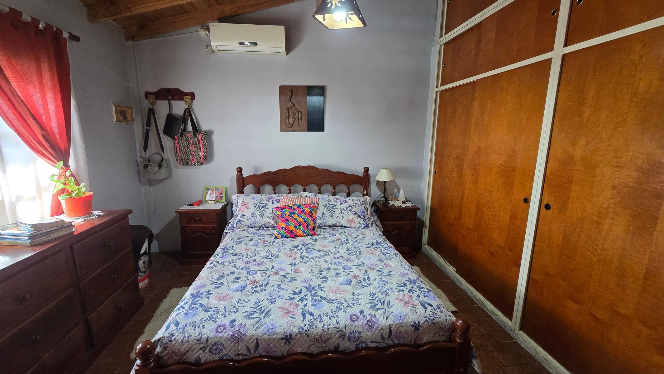 Casa 5 Ambientes, Muy Buena Propiedad, Entrada De Auto, Posibilidad De Vivienda Multifamiliar — foto 7
