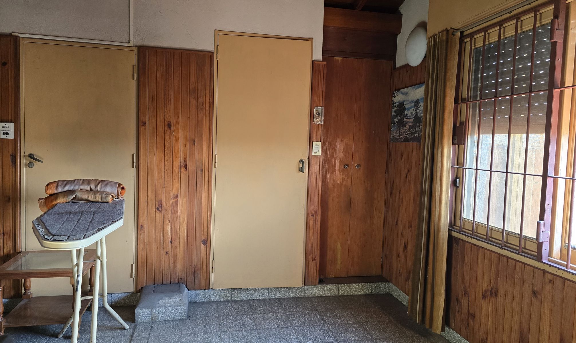 En Esquina, Amplísima Planta Alta, Con Garaje Y Quincho , Oportunidad - 25