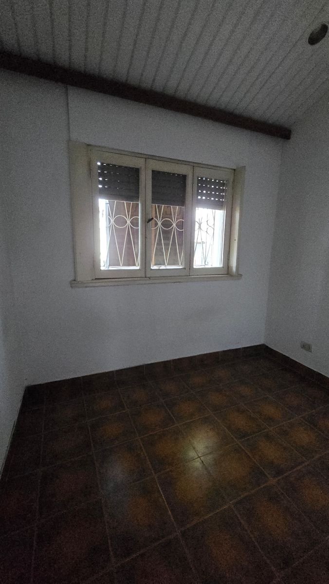 Planta Baja Al Frente. 3 Ambientes, Buena Ubicación - 11