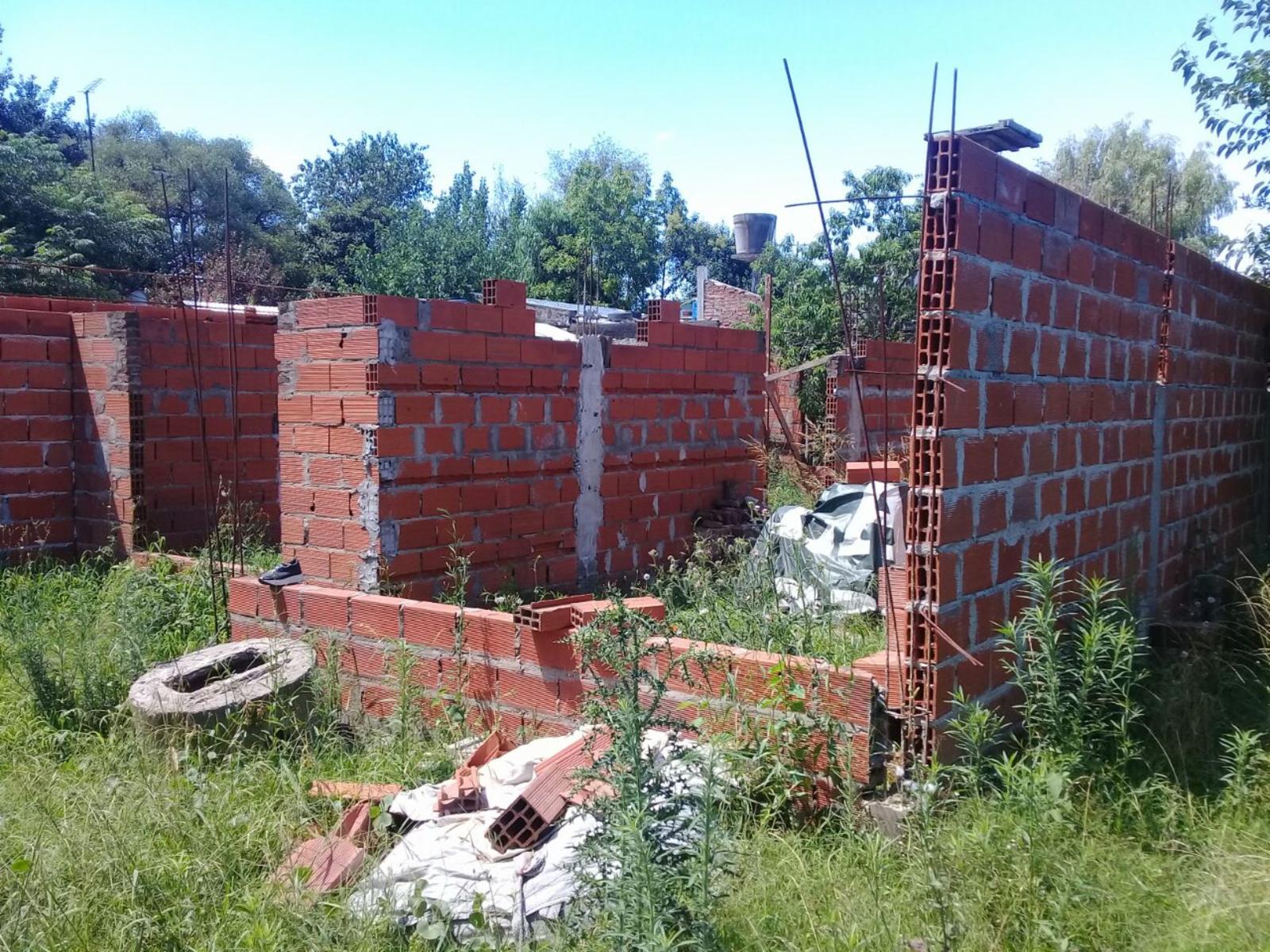 LOTE C/ CONSTRUCCION