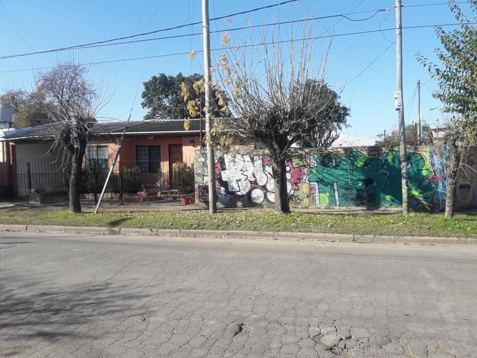 PROPIEDAD CENTRICA CON EXCELENTE UBICACION — foto 2