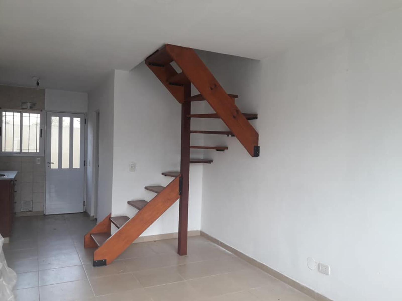 DUPLEX EN ALQUILER - GARIN - 2
