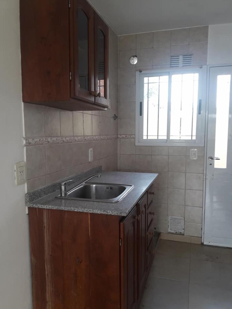 DUPLEX EN ALQUILER - GARIN - 3
