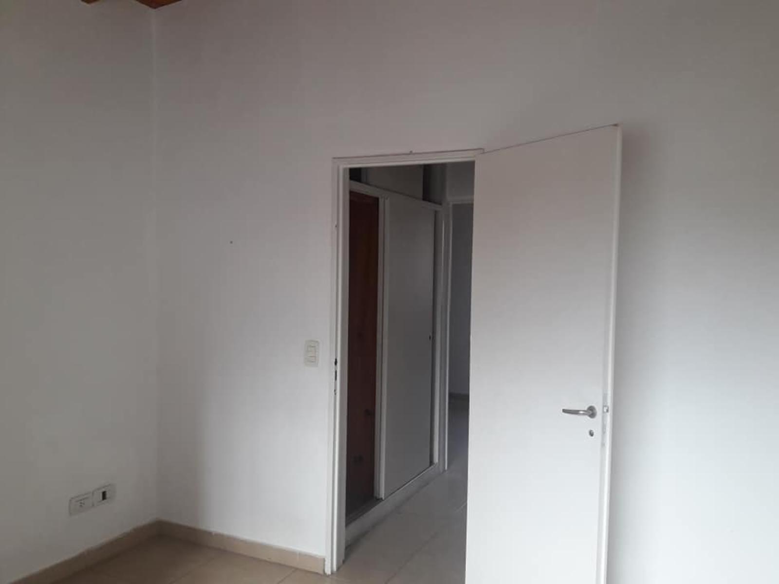 DUPLEX EN ALQUILER - GARIN - 5