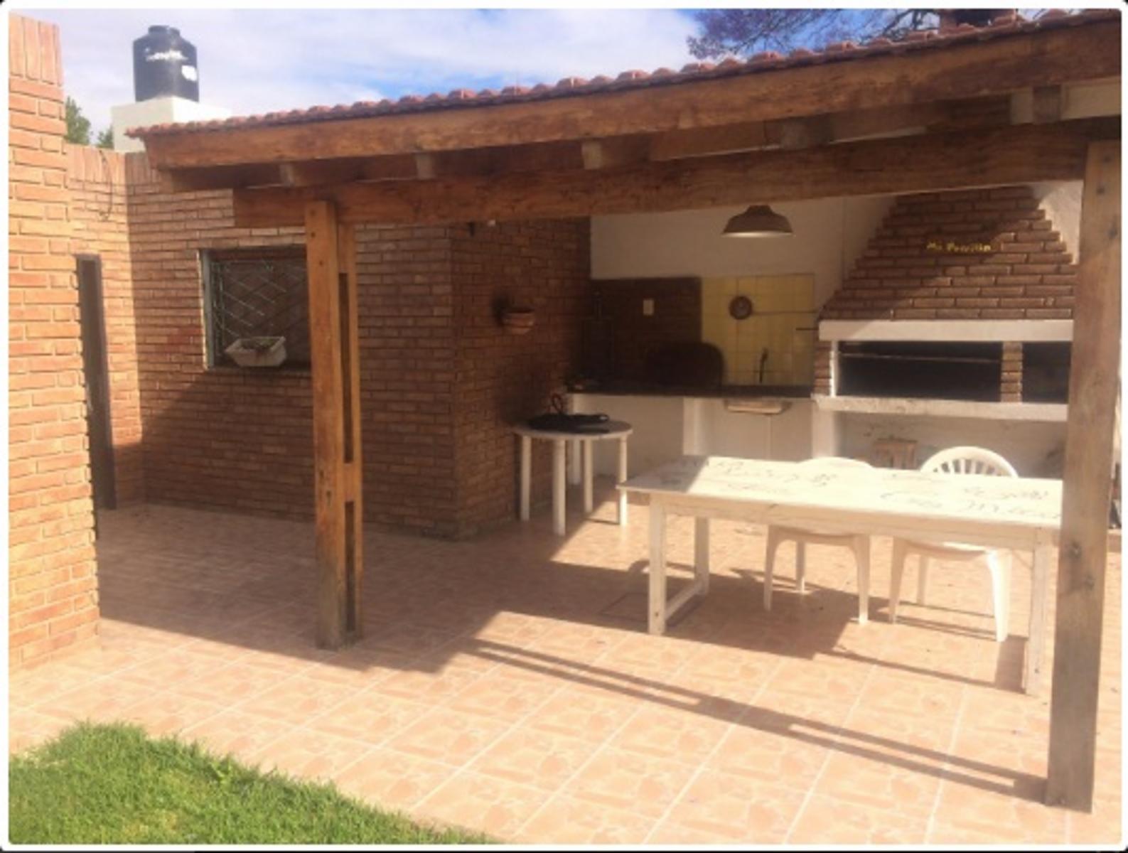 Vendo Casa 4 D 2 B c/ pileta B° Jardín Córdoba — foto 13