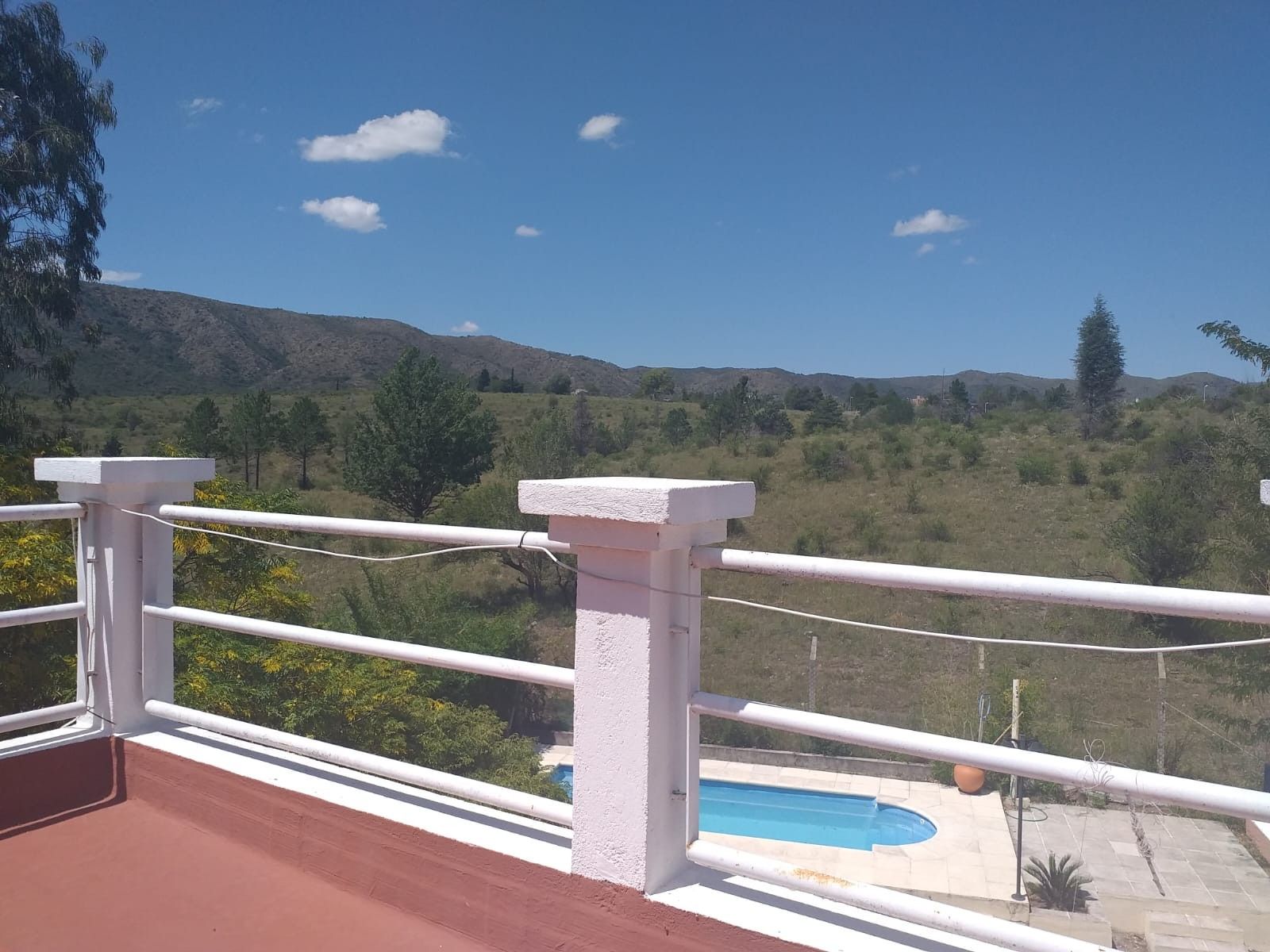 Casa en venta en San Antonio de Arredondo - Córdoba, con pileta y gran terreno. — foto 2