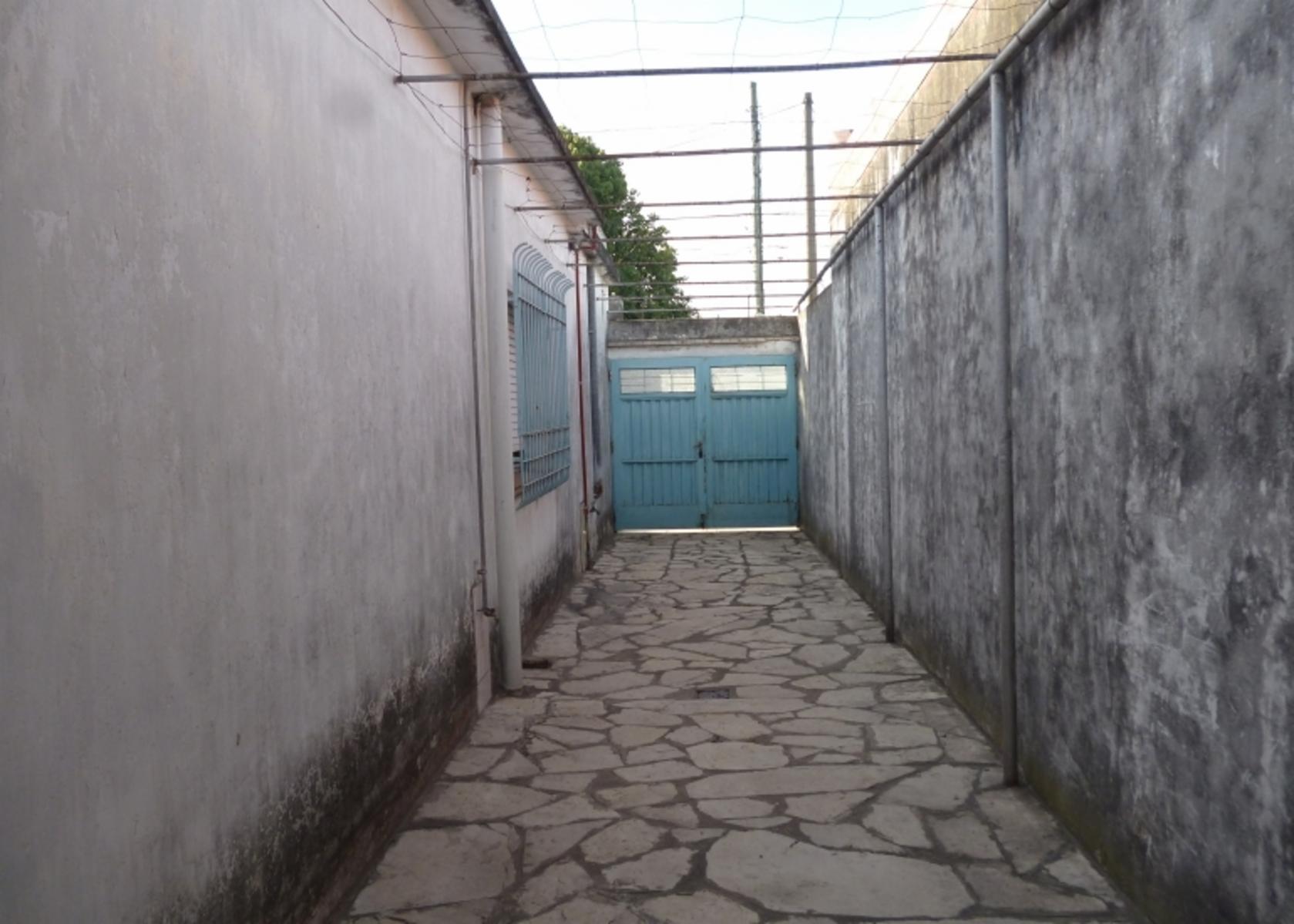 Monseñor Añeiros, N° 3200, Moron Sur, Buenos Aires — foto 2