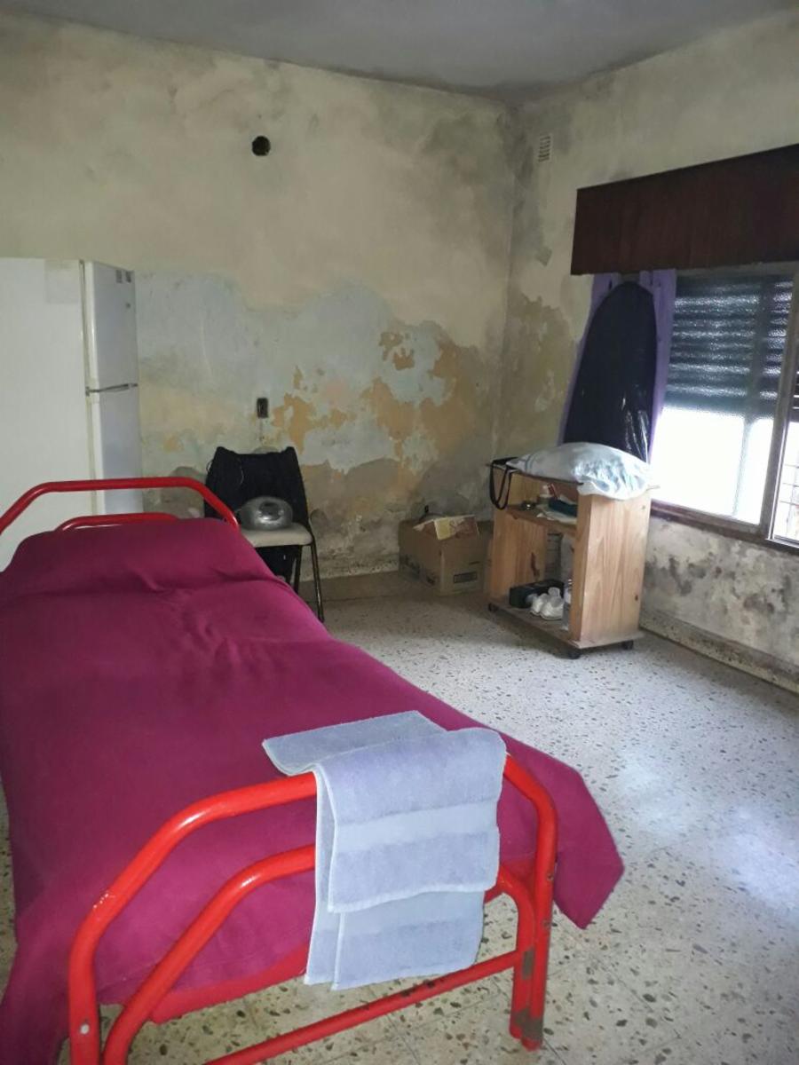 VENTA.- CASA + LOCAL calle Dr. Felix Burgos 1200, Moron — foto 3