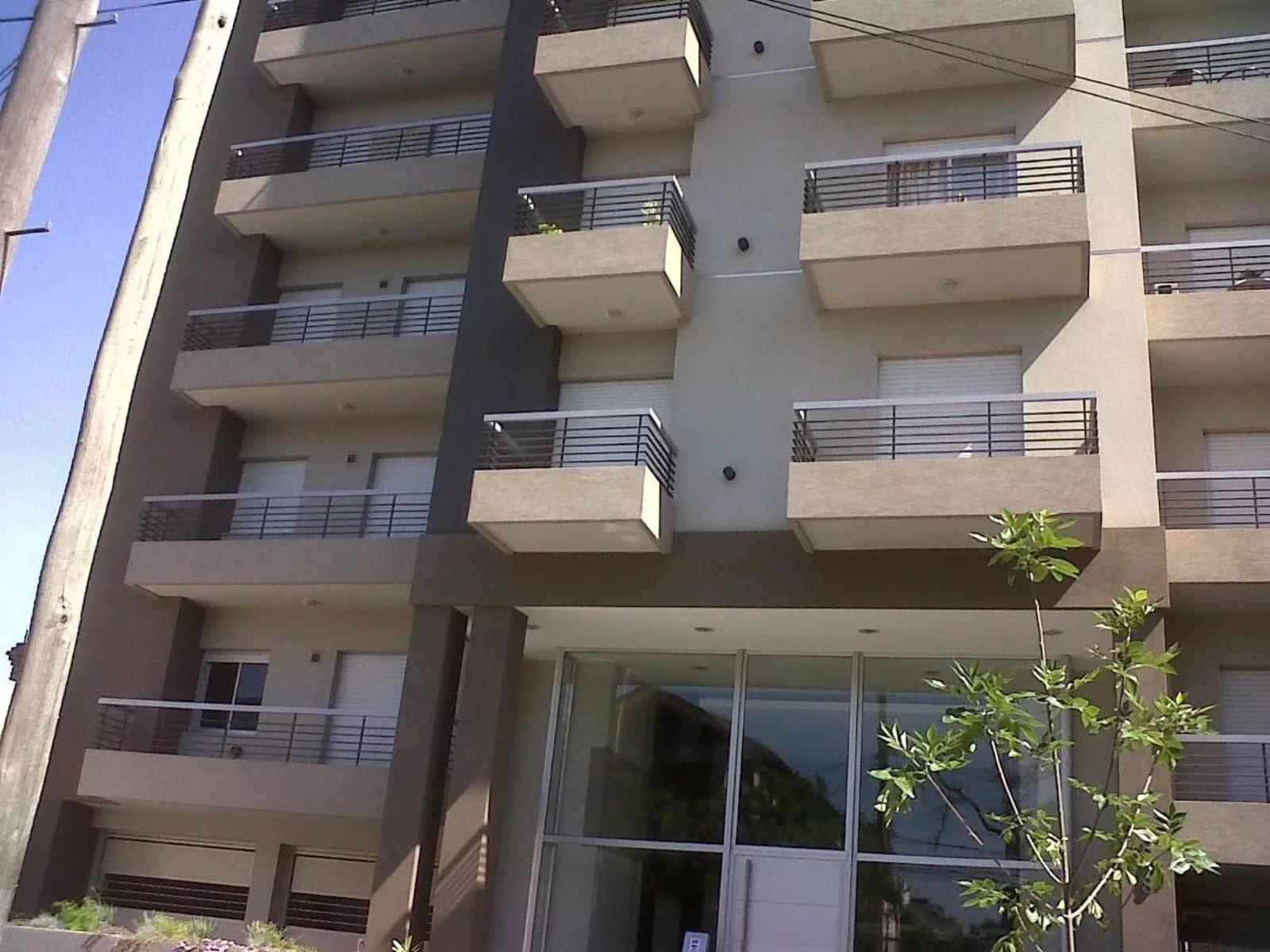 CARLOS PELLEGRINI 900, Moron, Buenos Aires. — foto 4
