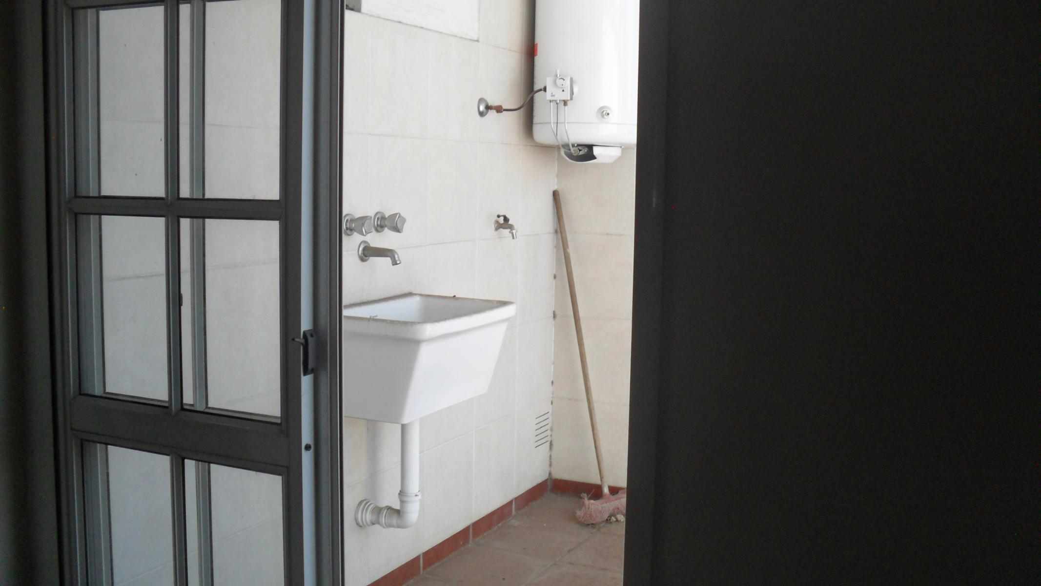 VENTA DEPARTAMENTO 3 AMBIENTES AMPLIOS, A ESTRENAR, EN MORÓN NORTE. 1ER PISO POR ESCALERA ZONA RESIDENCIAL — foto 5