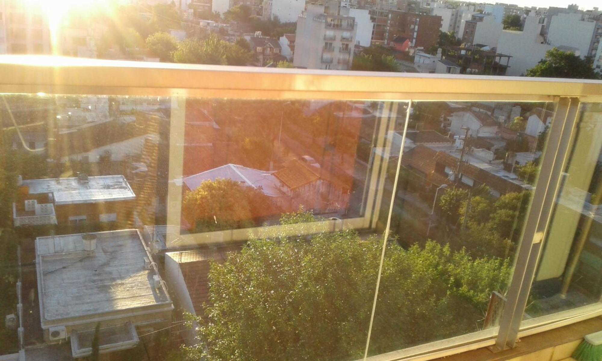 IMPECABLE DTO. 2 AMBIENTES CON COCHERA CUBIERTA A 3 CUADRAS CENTRO DE MORÓN — foto 4