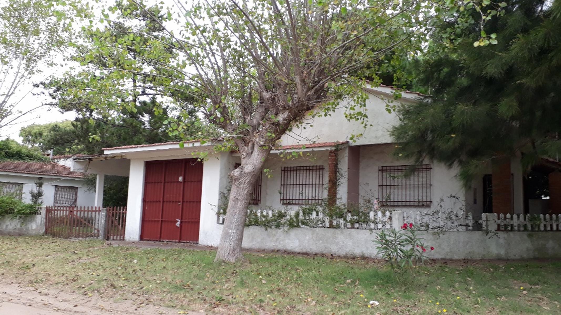 Venta de casa con departamento — foto 2