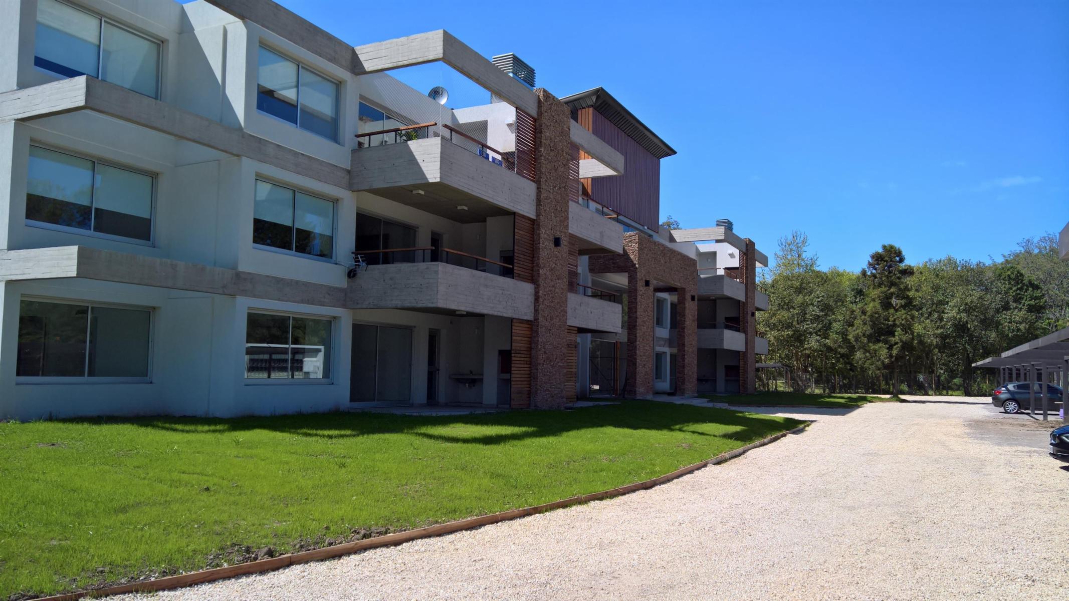 Venta departamento 2 ambientes cochera y Amenities Altos de Benavidez Con Renta Tigre — foto 5