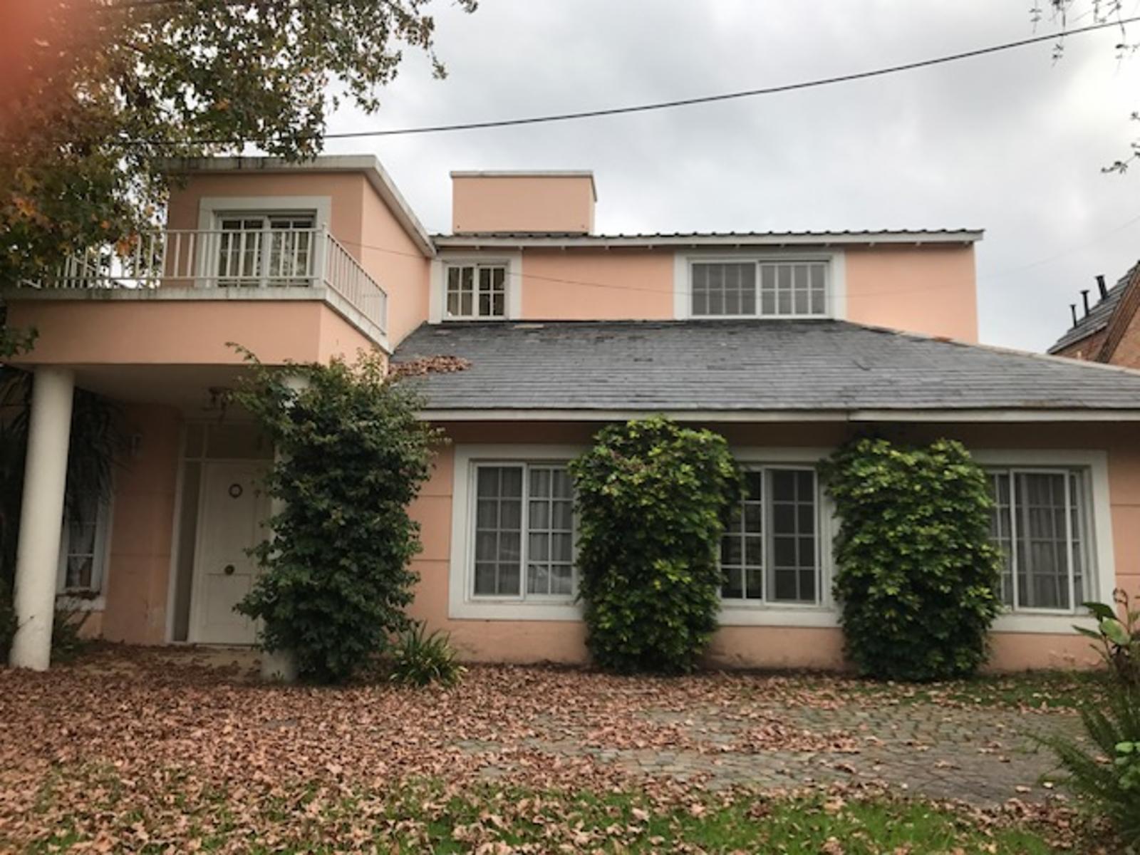 Miraflores C.C venta casa 4 dorm 3 en suite con playroom y dependencia — foto 5