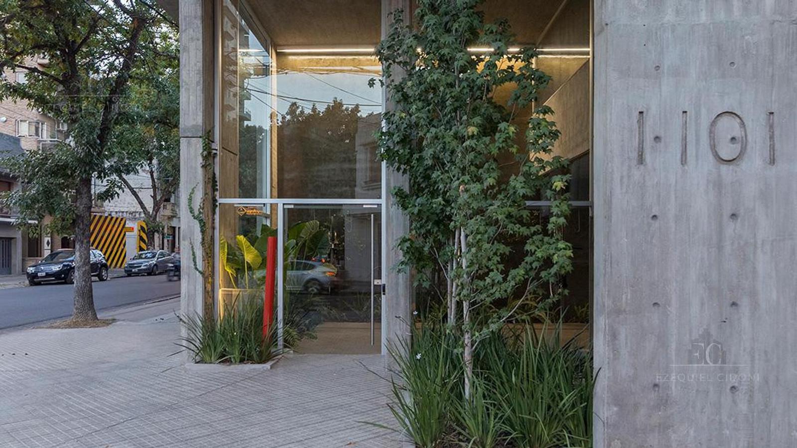 Local en Venta en Nuestra Señora de Lourdes - Pueyrredon al 1100 — foto 2