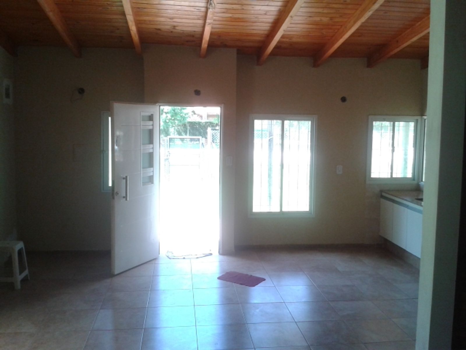 Casa 2 dormitorios Avenida America 4688 bis, Funes — foto 4