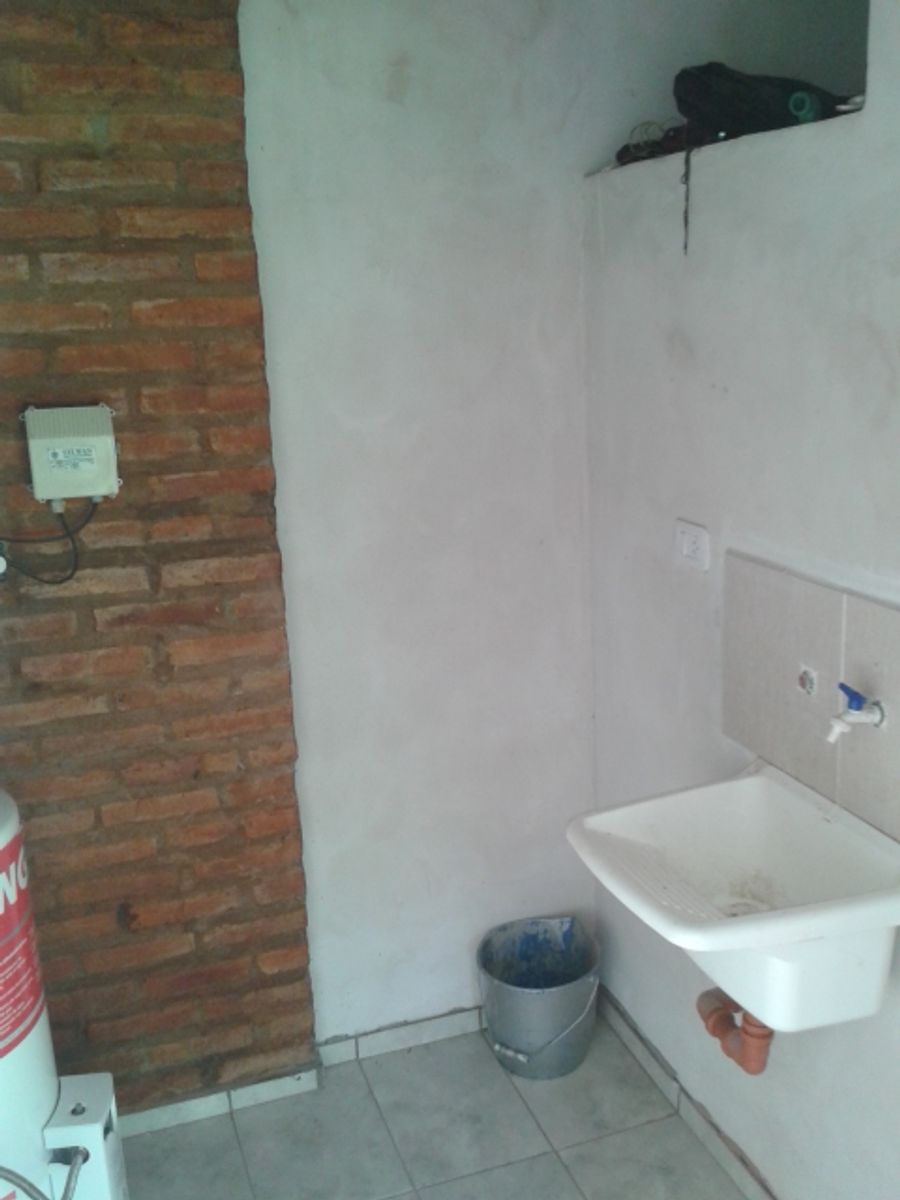 Casa 2 dormitorios Avenida America 4688 bis, Funes — foto 6