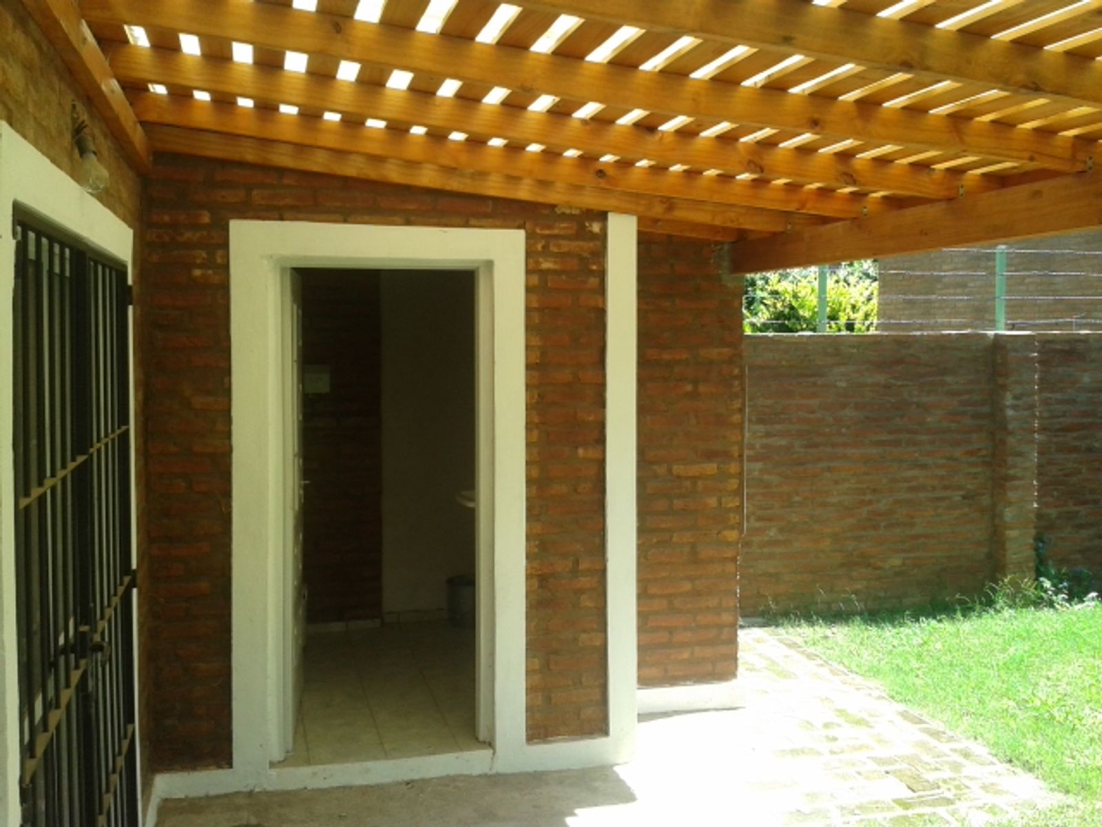 Casa 2 dormitorios Avenida America 4688 bis, Funes — foto 13