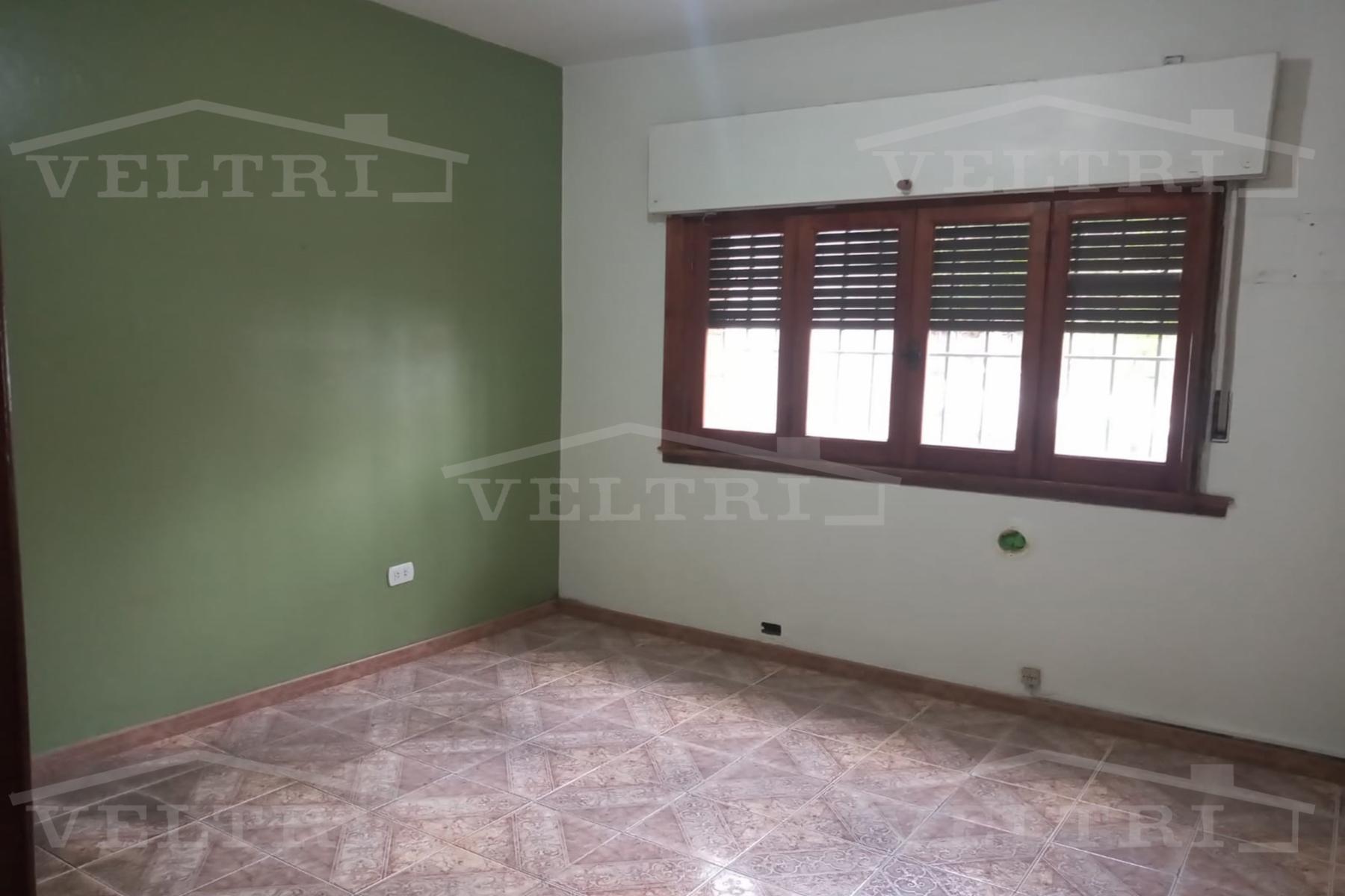 VILLA MADERO CASA AMPLIA 5 AMBIENTES - 3