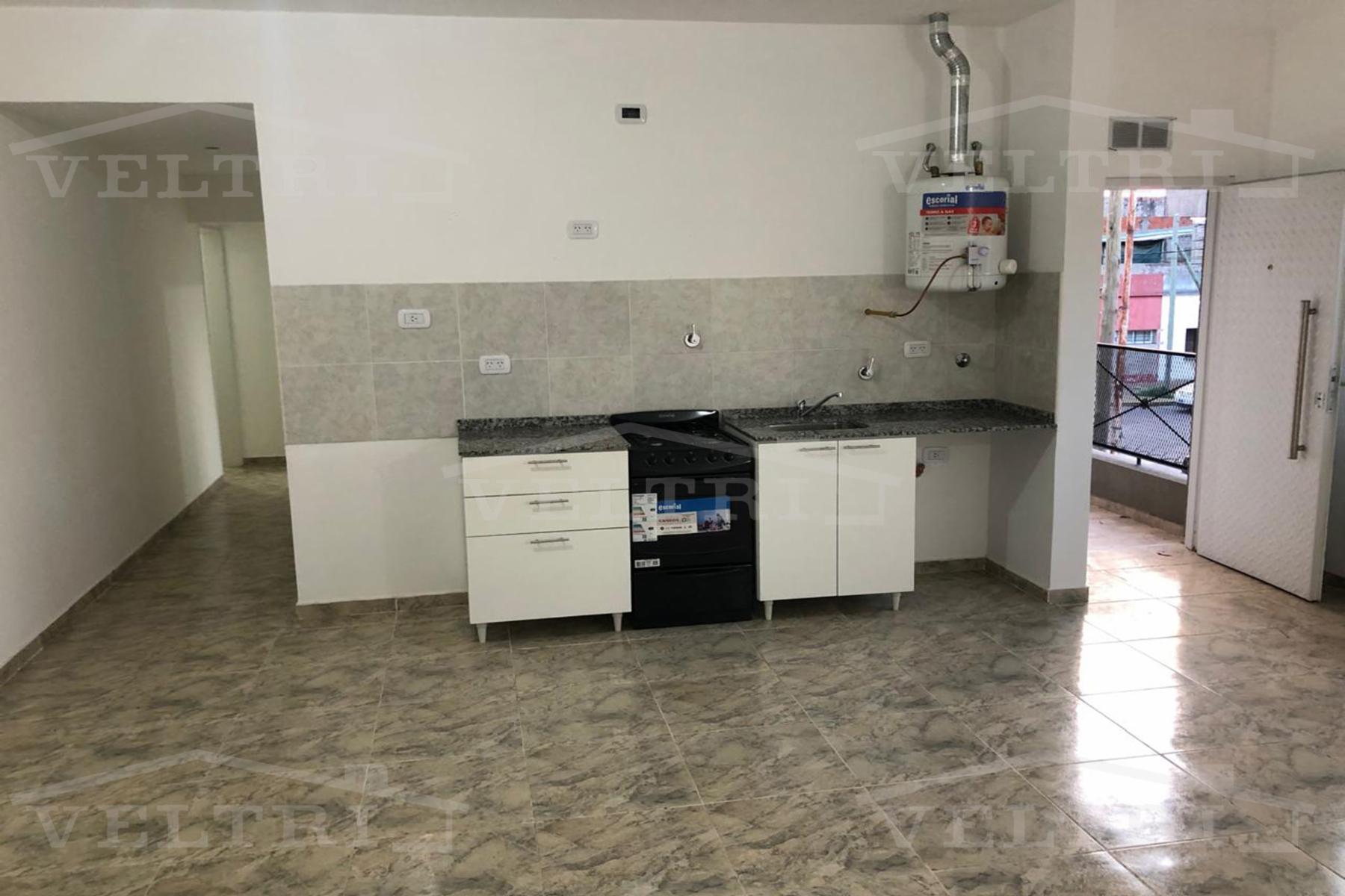 LA TABLADA DEPTO 3 AMBIENTES EN 1º PISO CON BALCON 72 M2