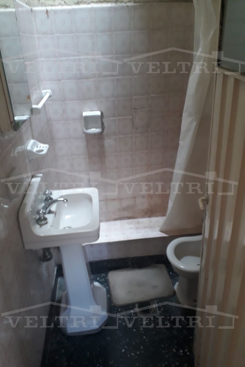 VILLA MADERO CASA CON FONDO 8,66 X 52 MTS — foto 2