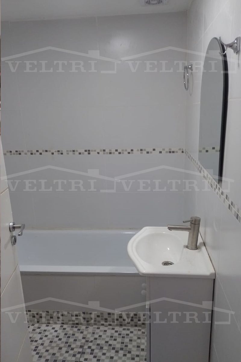VILLA MADERO DEPTO 2 AMBIENTES EN 1° PISO - 7