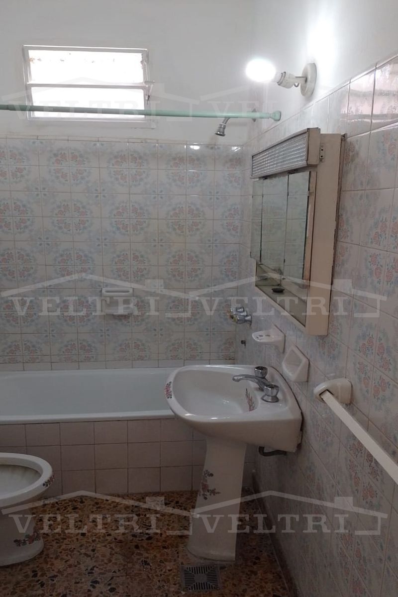 VILLA MADERO DEPTO 3 AMBIENTES EN 1º PISO - 9