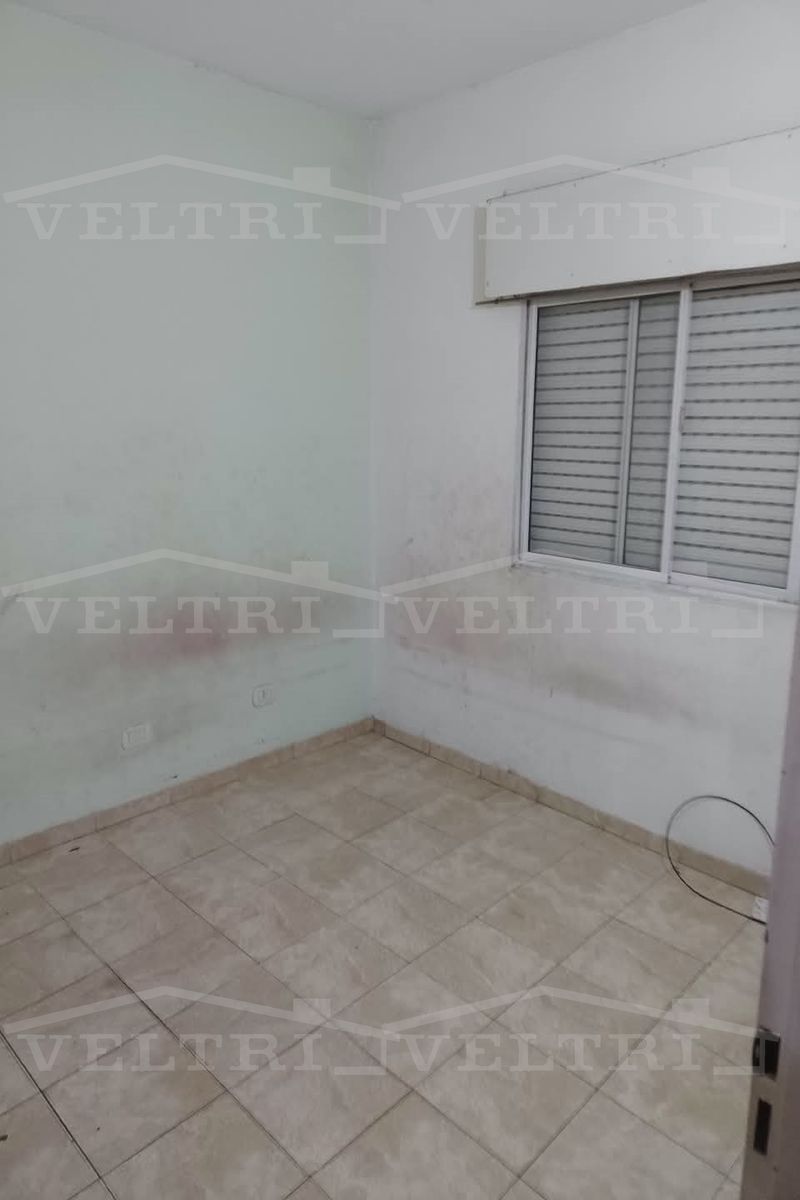 VILLA MADERO DEPTO 2 AMBIENTES EN 1º PISO - 4