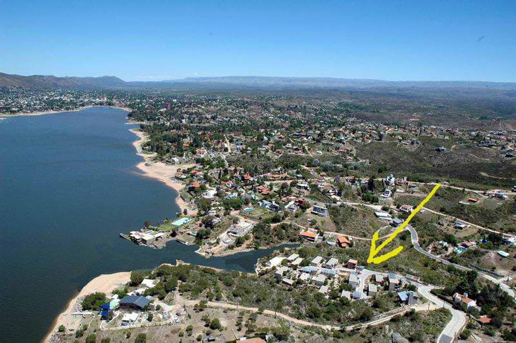 Lote con costa al lago San Roque, en Villa del Lago. Carlos Paz — foto 2