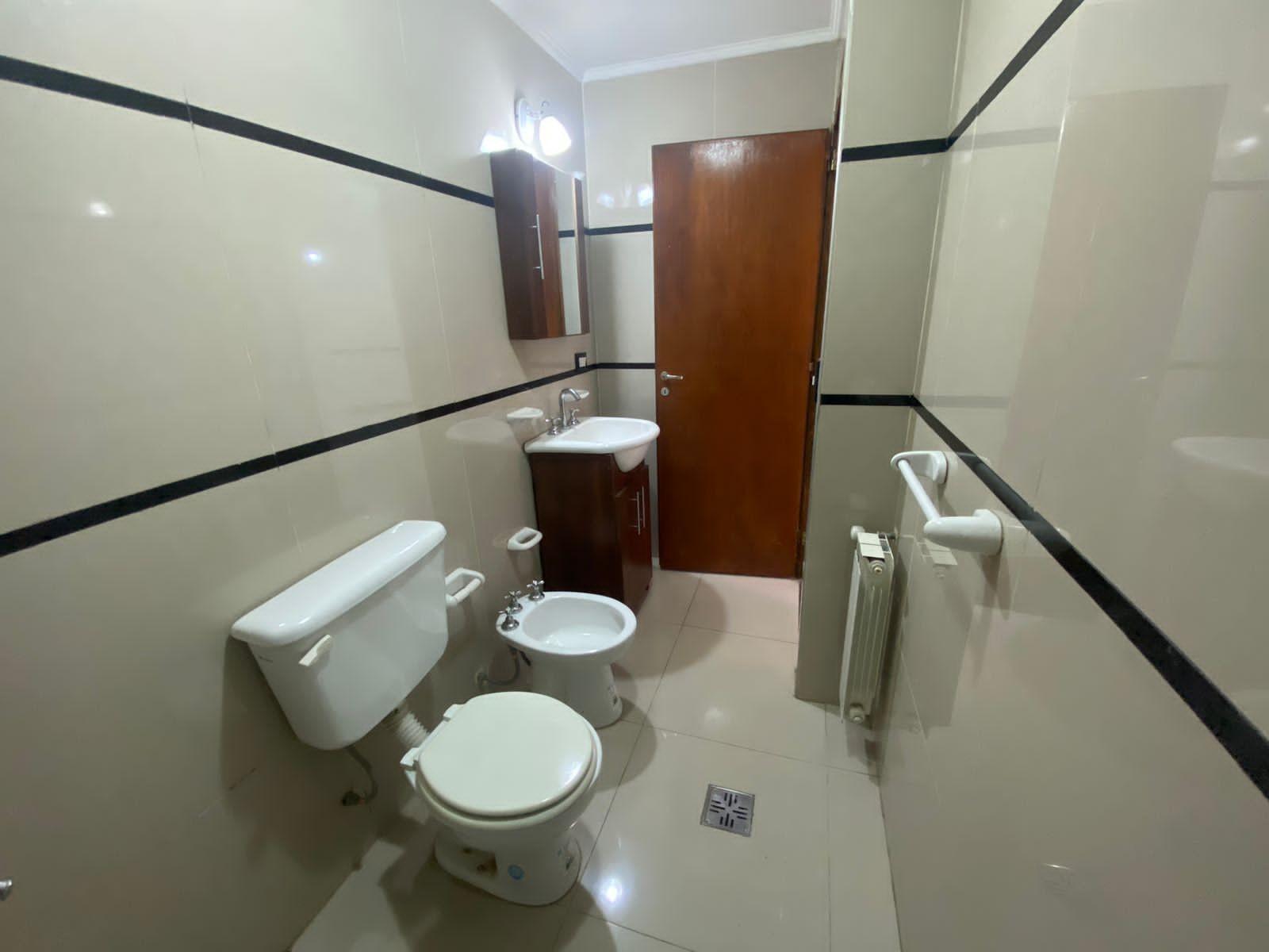Alquiler anual Dpto 1 dorm centrico - 3
