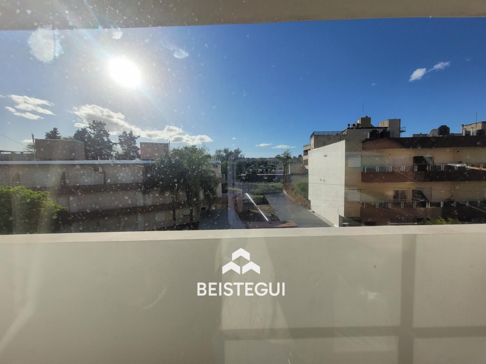 Depto de 2 dormitorios a 50mts del centro, Villa Carlos Paz — foto 2
