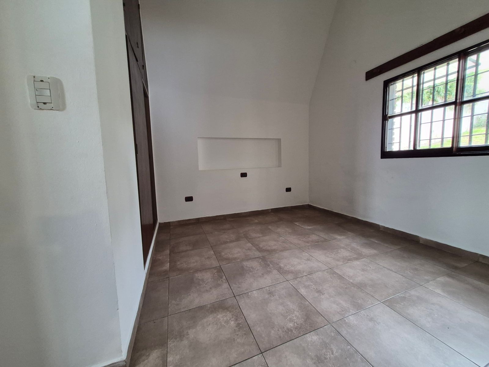 Alquiler Anual Casa barrio La Quinta - 6