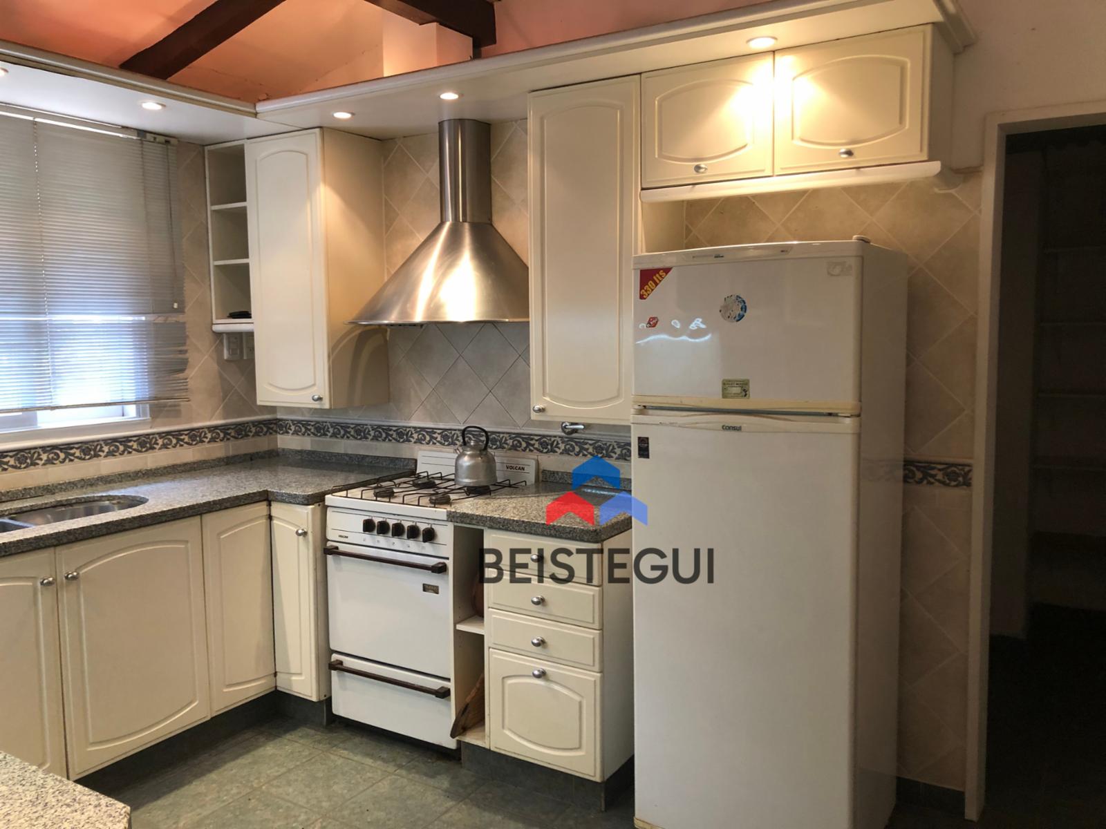 CASA CON COSTA AL LAGO para 14 Personas - 17