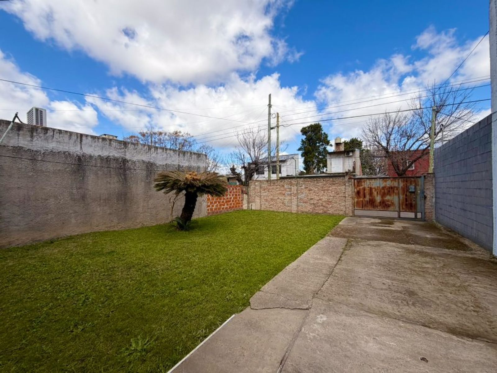 Lote de terreno con mejora - 7