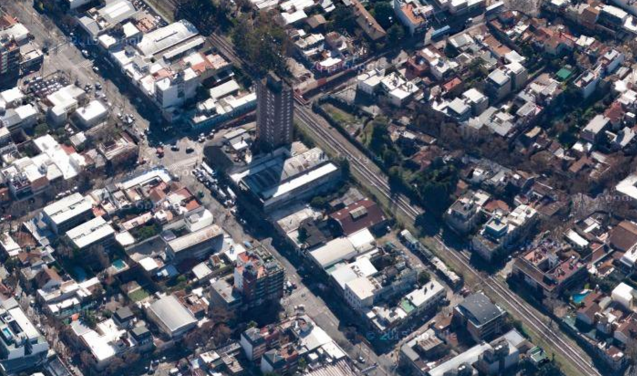 VENTA DE EXCELENTE LOTE APTO CONSTRUCCION DE EMPRENDIMIENTO SOBRE AV CENTENARIO SAN ISIDRO CENTRO, ZONA NORTE — foto 5