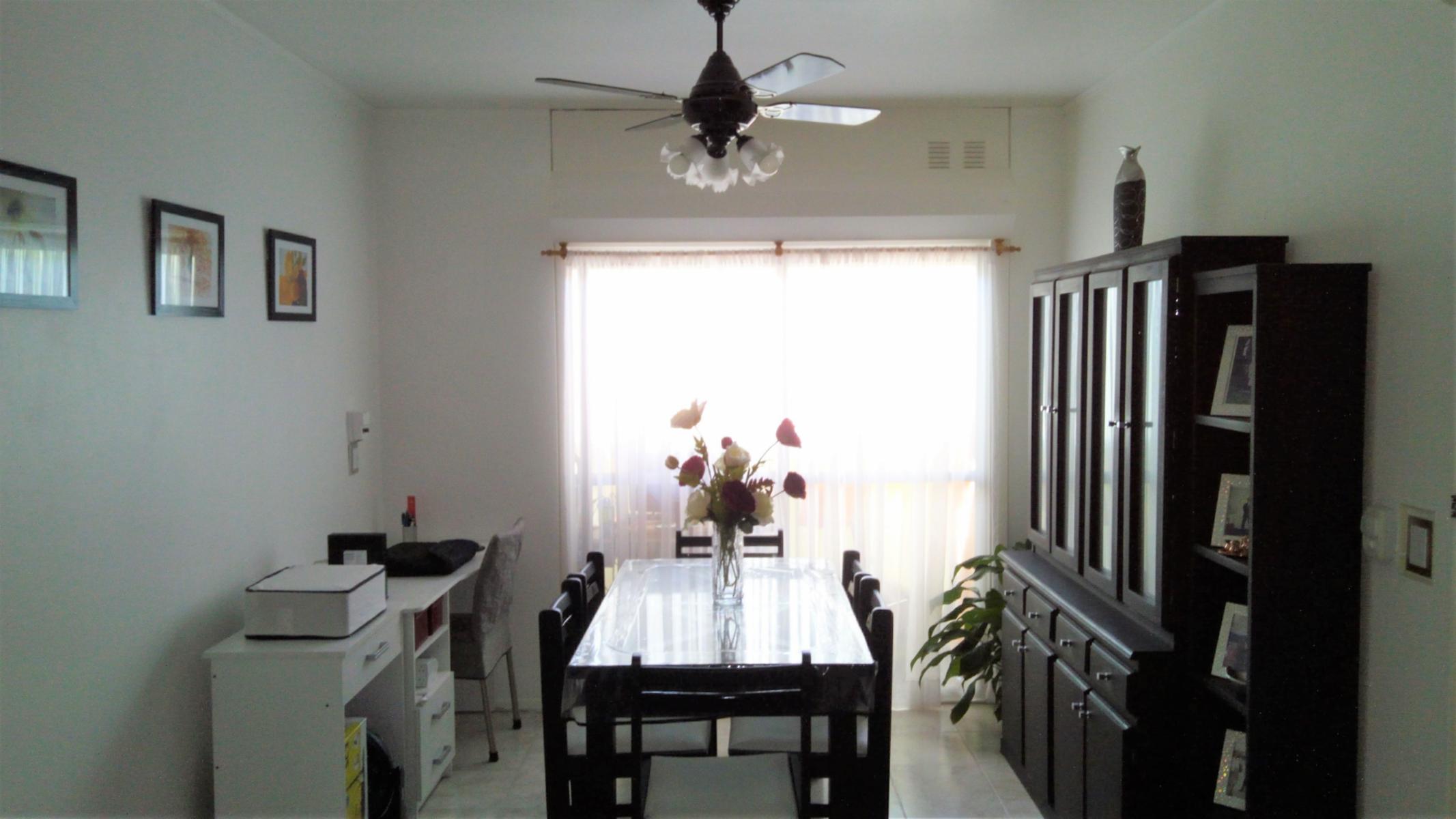 Venta. Flores. 3 ambientes. Luminoso