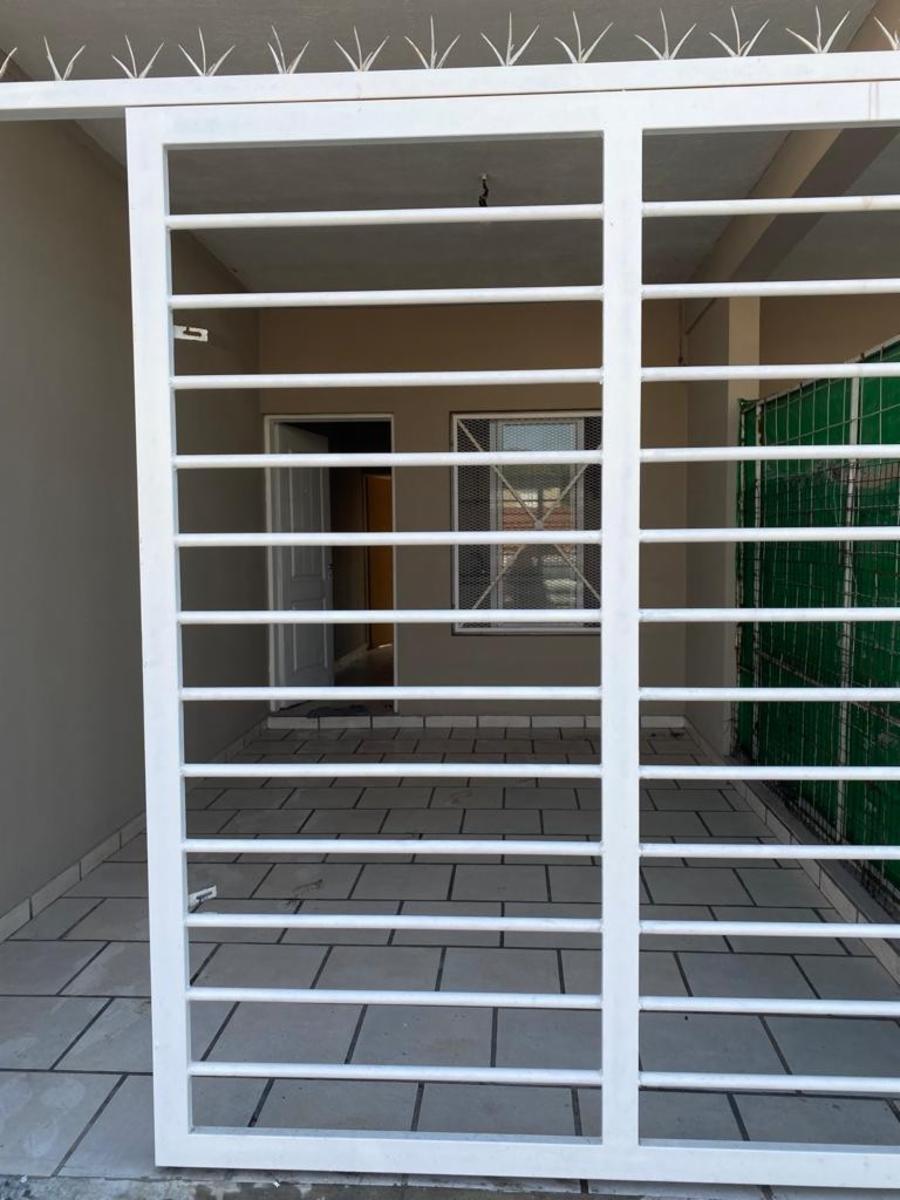 Venta en block de 2 dptos, mejoras y amplio patio — foto 2
