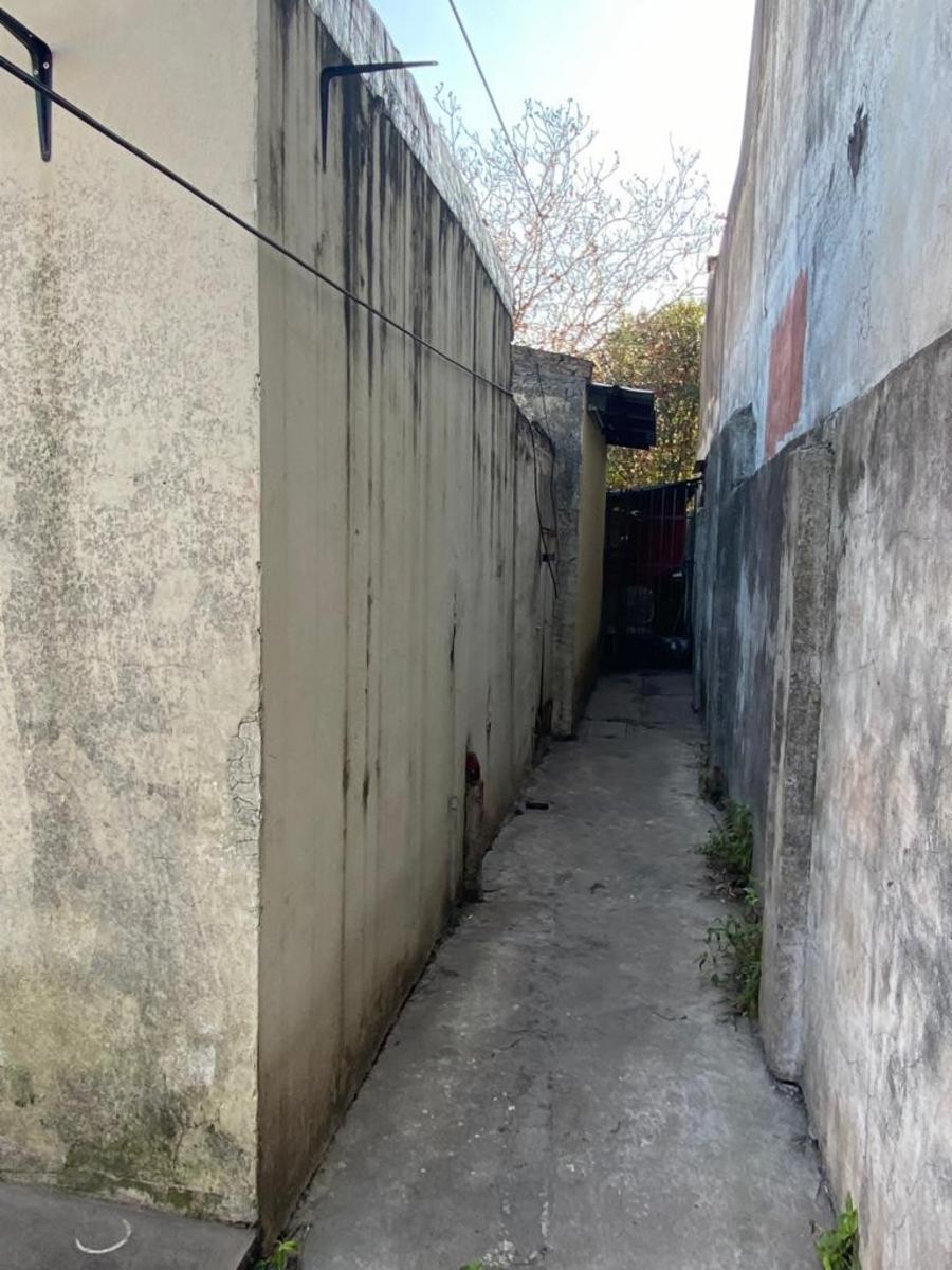 Venta en block de 2 dptos, mejoras y amplio patio — foto 10