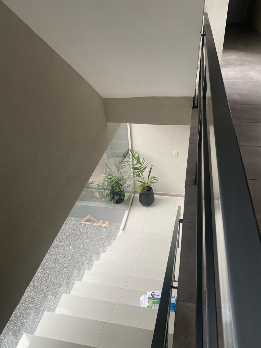 IMPECABLE DEPARTAMENTO 2 AMB C/COCHERA MORON - 9