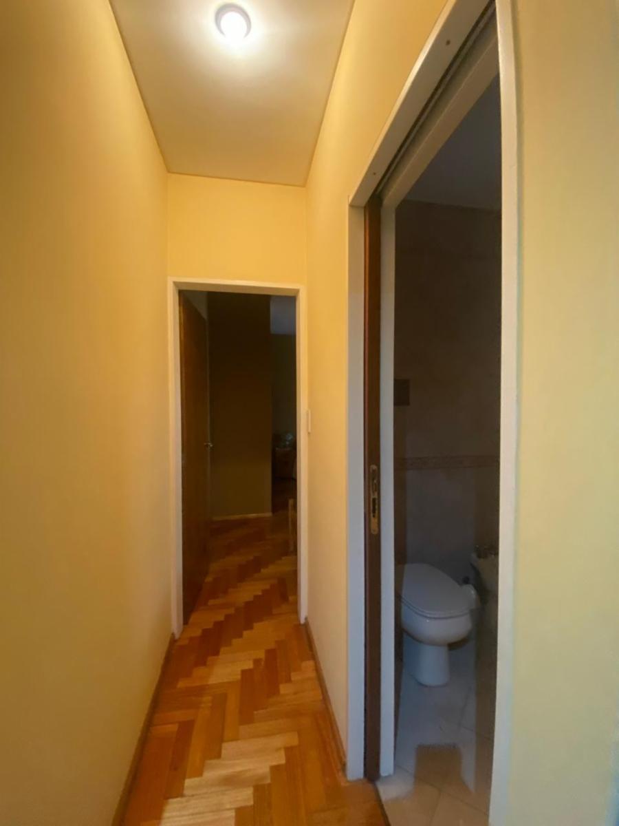 asa Dos Plantas Y Cinco Ambientes En Ph (planta Alta) Apta Credito Bancario, Isidro Casanova — foto 15
