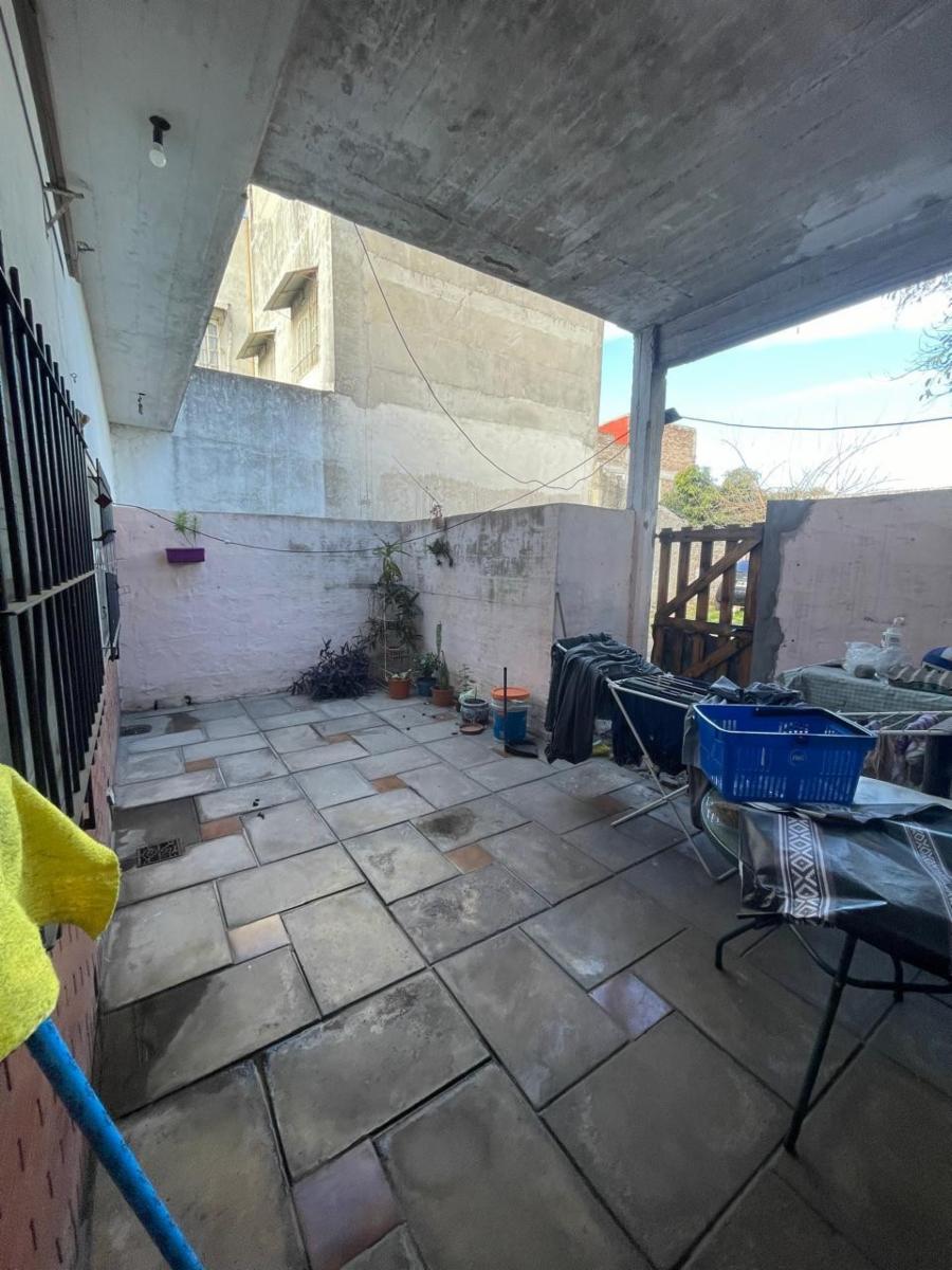 PH En Planta Baja 3 ambientes con cochera y fondo libre. Barrio Atalaya, Isidro Casanova. Apto credito Bnacario — foto 5
