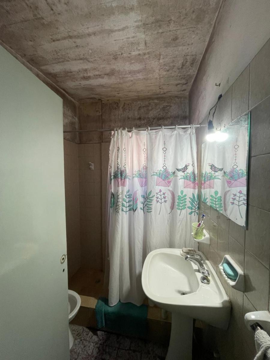 PH 3 ambientes Planta Alta Contrafrente. Barrio Atalaya, Isidro Casanova Apta credito bancario — foto 2