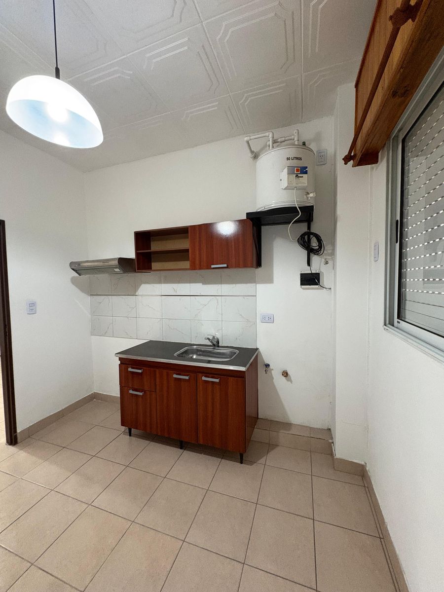 Departamento 2 Ambientes 1° Piso En Morón Sur - 3