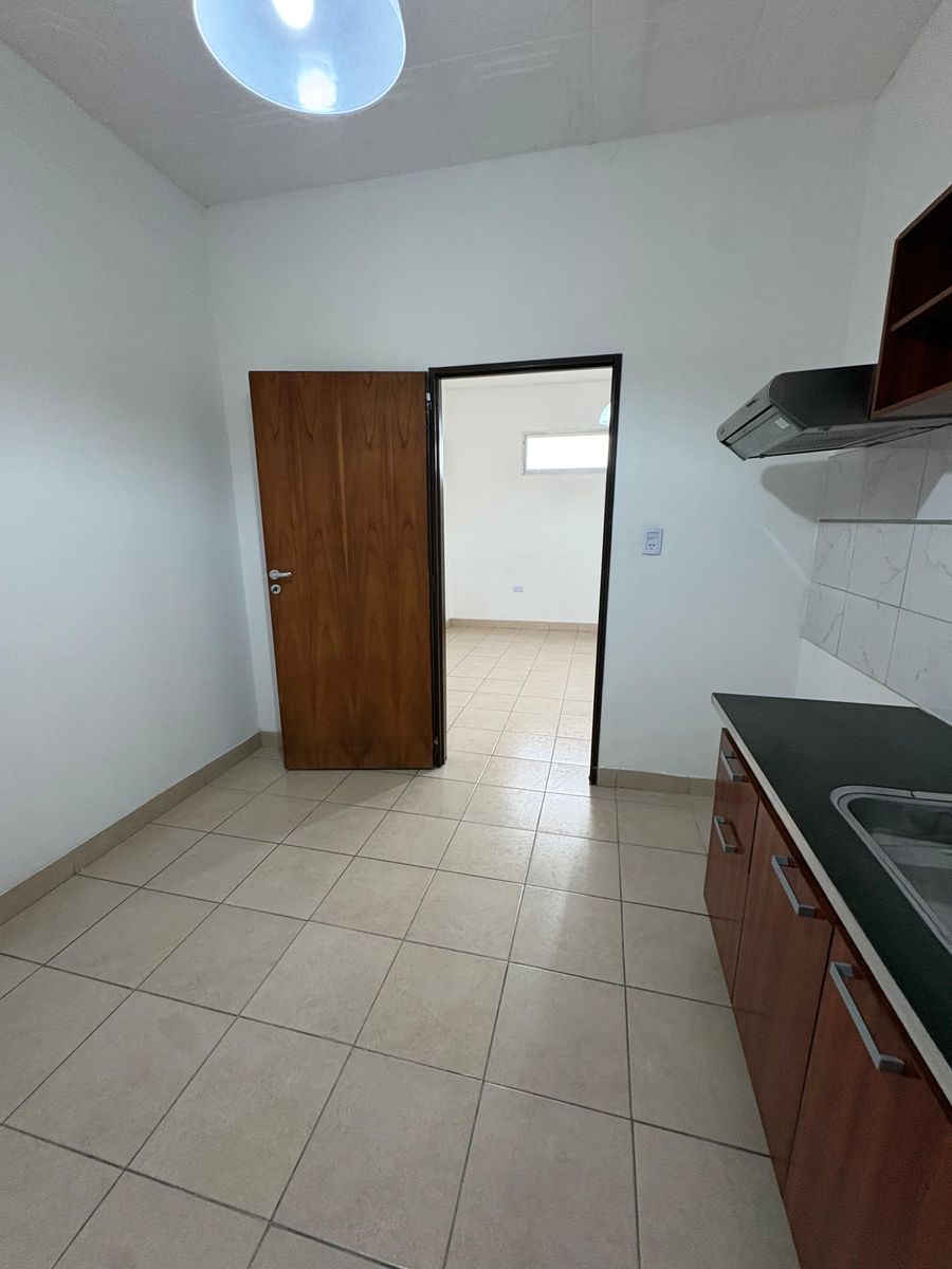 Departamento 2 Ambientes 1° Piso En Morón Sur - 6