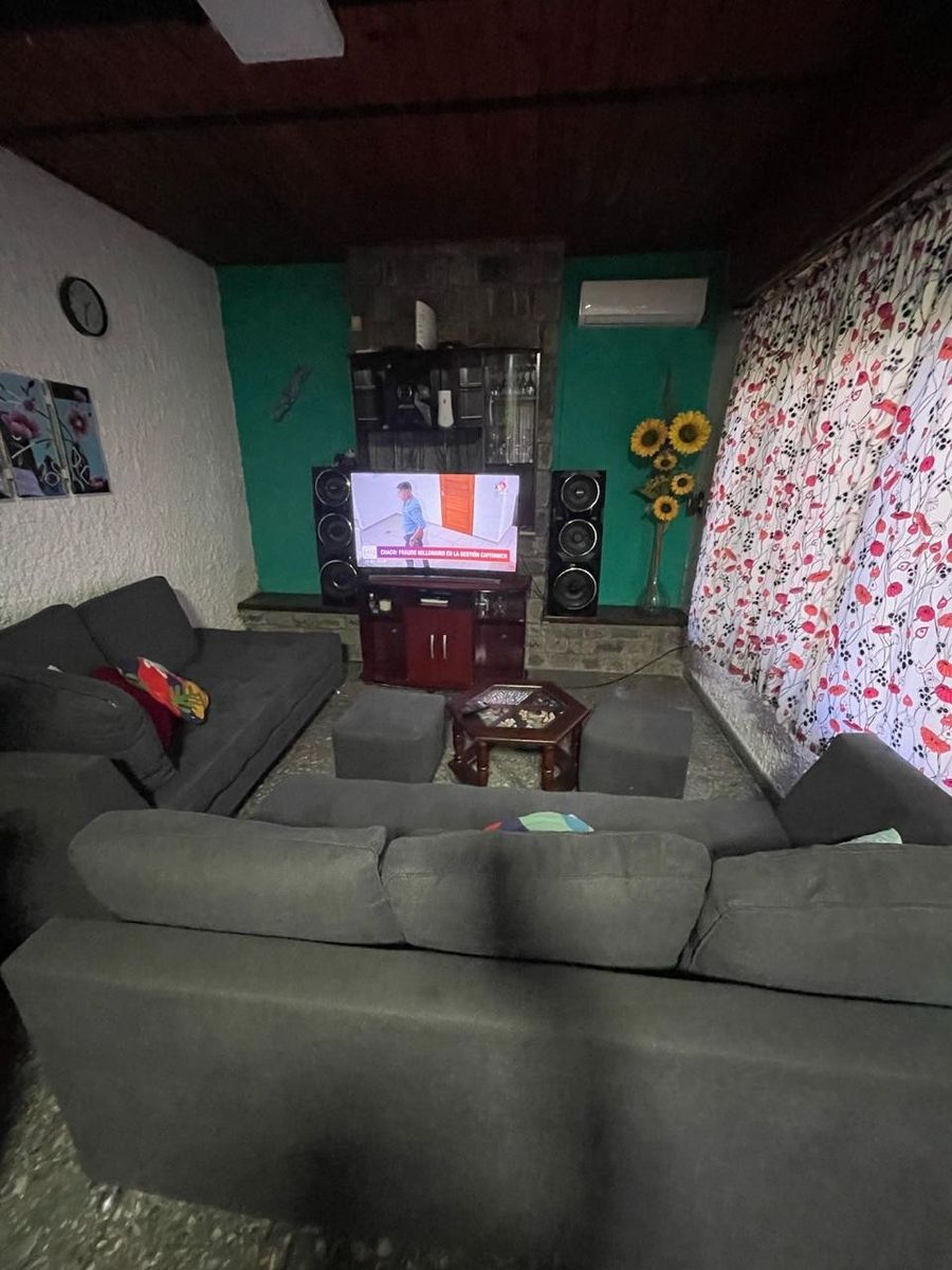 Cinco Lotes De Terreno, Con Casa, Piscina Y Departamento Dos Ambientes — foto 8