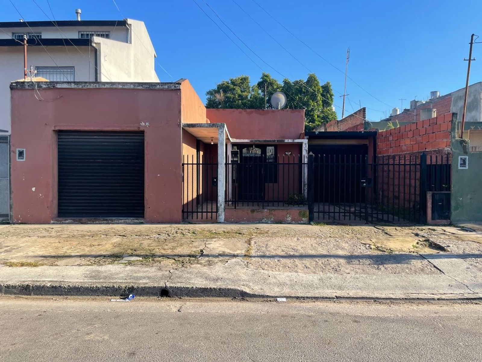 Casa De 4 Ambientes con amplio patio al fondo a mts. de Av. Cristiania — foto 10